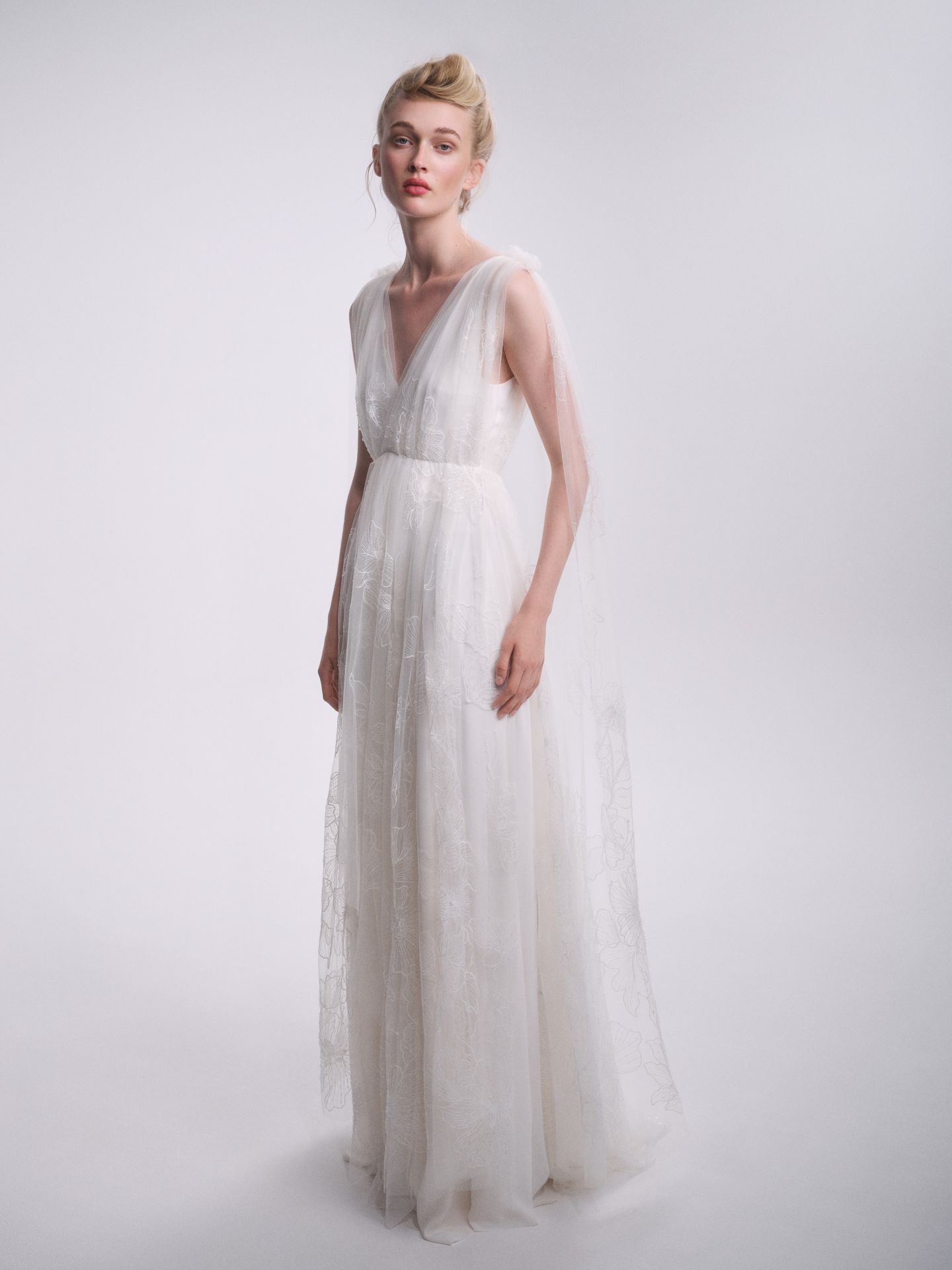 Modernes Designer Brautkleid aus Spitze